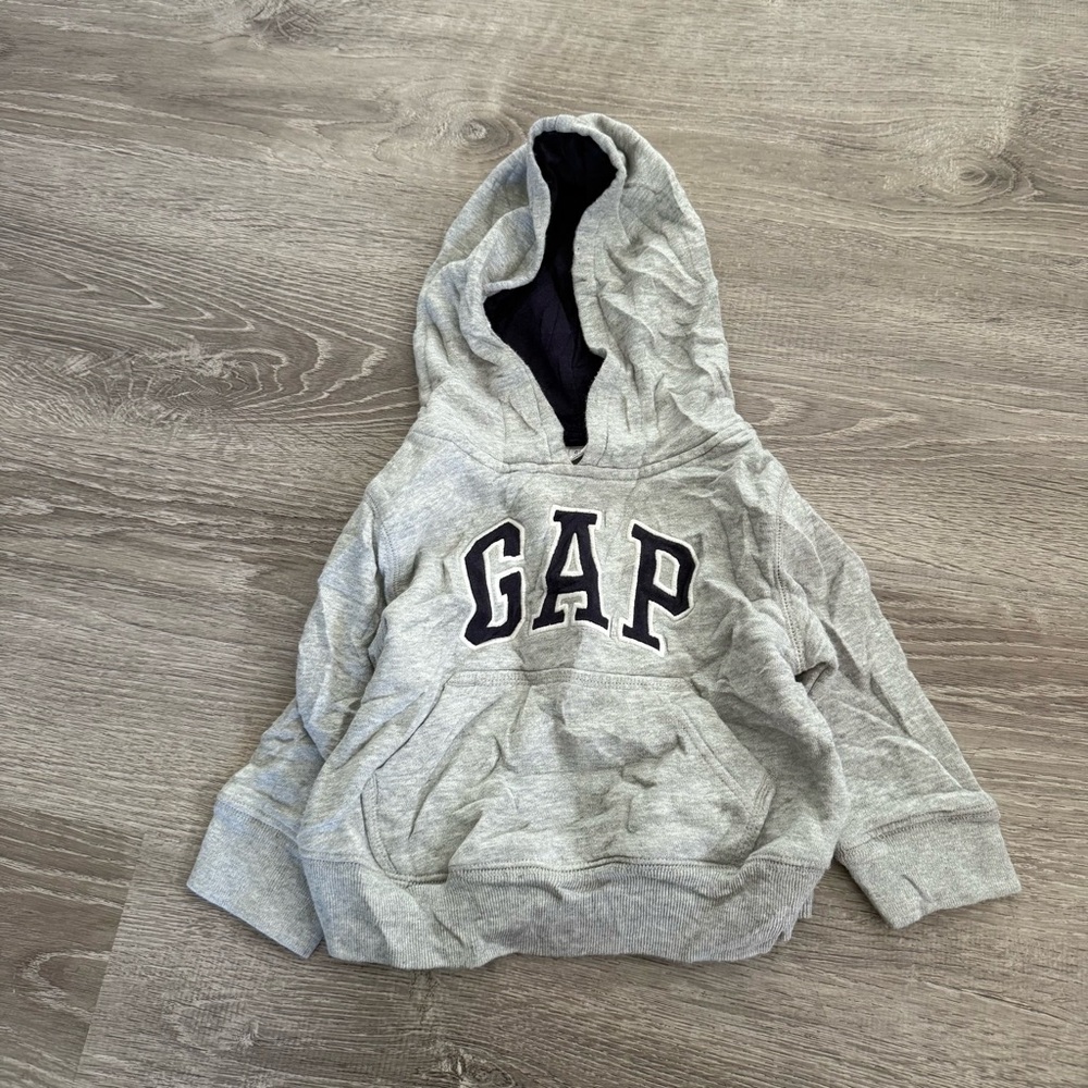 Gap Baby Gray Pullover Hoodie Sweatshirt Size 12-18 Months Toddler
